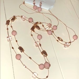 Necklace and earring set